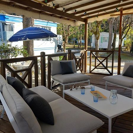 Mobilhome Les Volets Bleus Vaudreuille エクステリア 写真